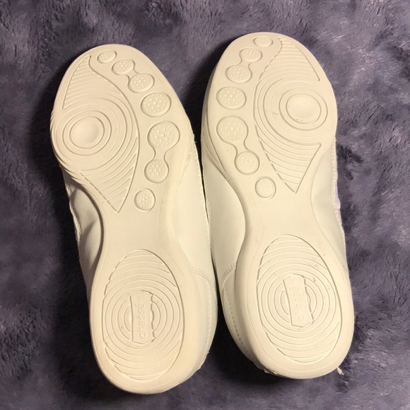 Chassé cheer shoes size 5 1/2 - Picture 3 of 8